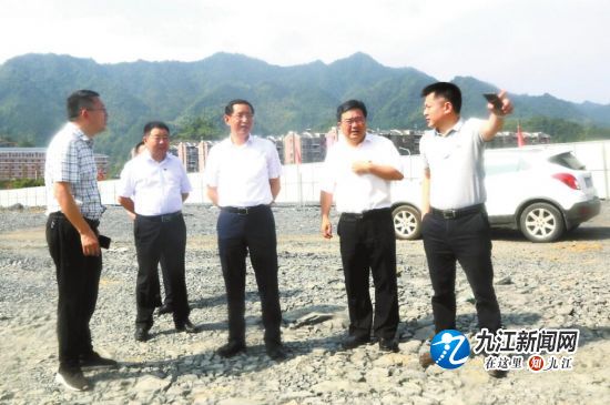 6月5日，市委书记林彬杨深入修水县调研。（朱修林 摄）